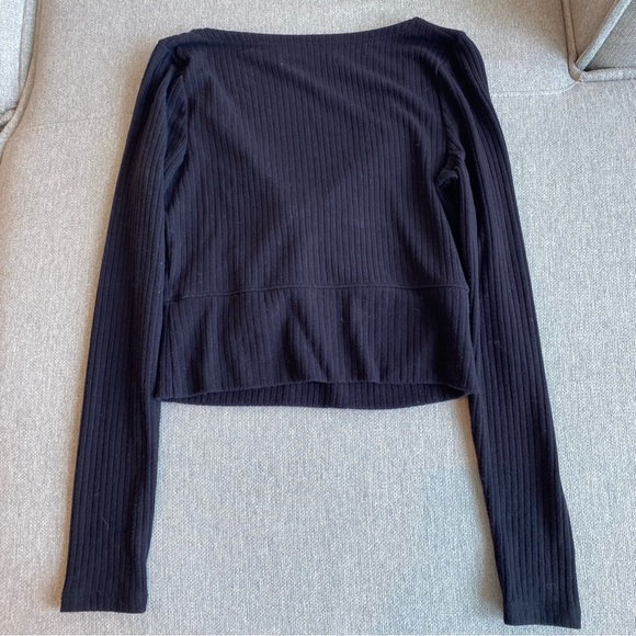 Abercrombie & Fitch Black Long Sleeve Tie Front Cropped Top - Picture 2 of 5